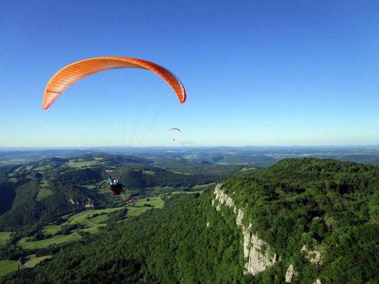 Domaine De Bellevue Gite Du Mont Poupet Marnoz 외부 사진
